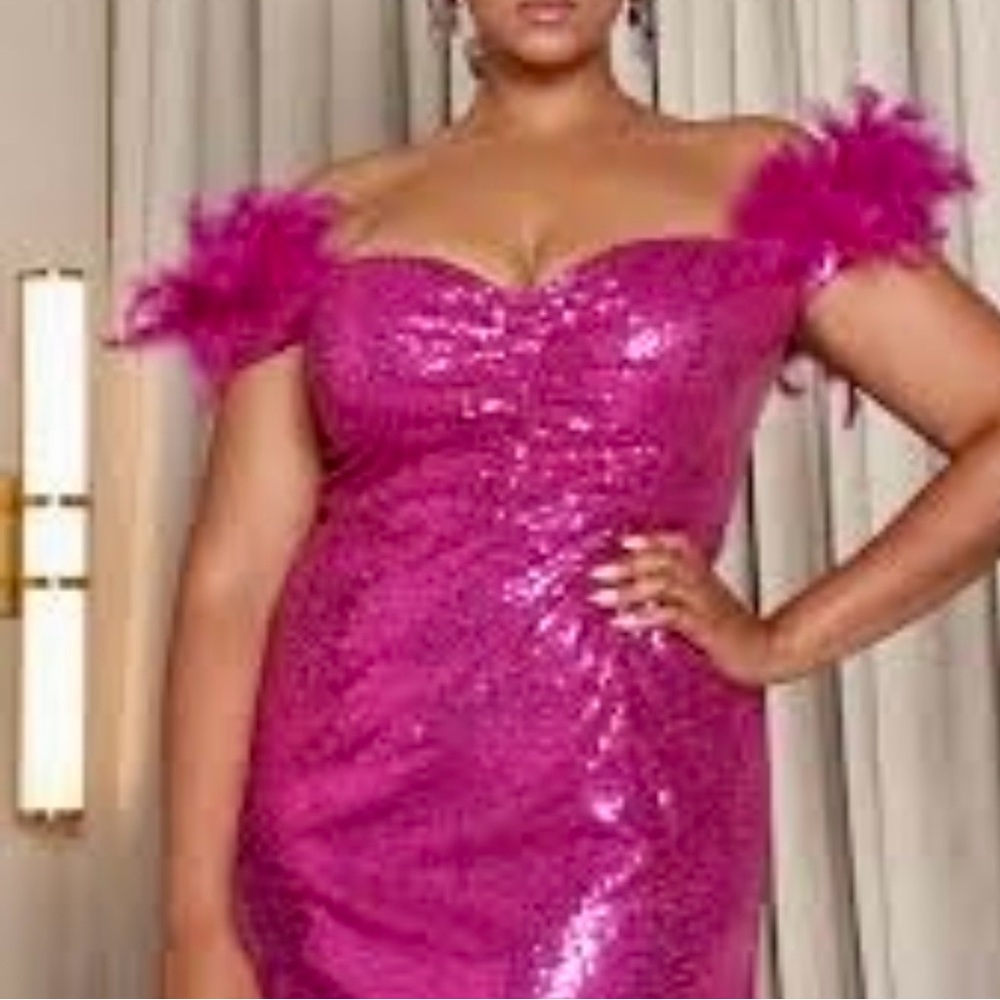 #54 Barbie pink sequin sweetheart neckline BodyCon mini dress - M-Size 10